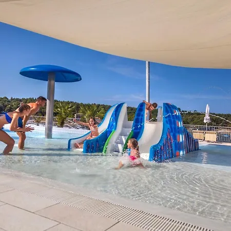 Campsite Lanterna Mobile Homes Mediteran Kamp Пореч