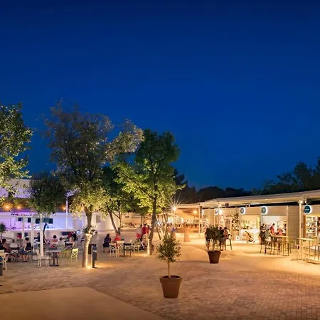 База отдыха Campsite Lanterna Mobile Homes Mediteran Kamp 4*