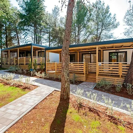 Holiday park Campsite Lanterna Mobile Homes Mediteran Kamp 4*