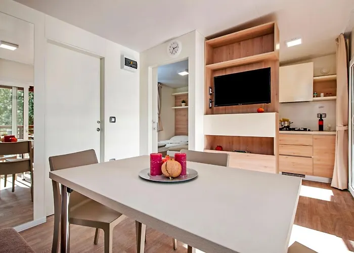 Campsite Lanterna Mobile Homes Mediteran Kamp Holiday park Porec